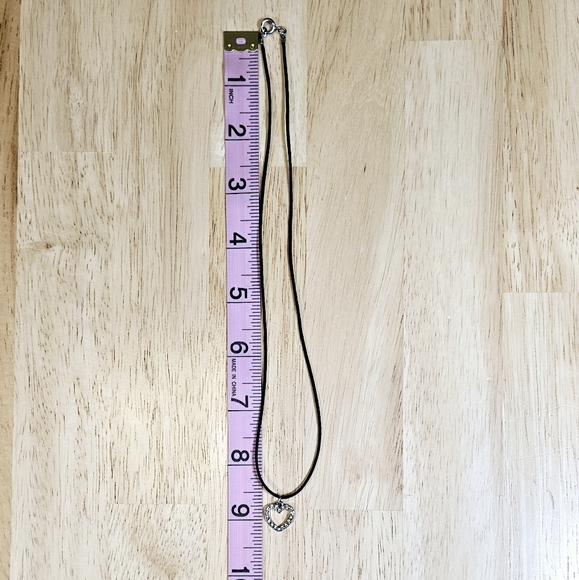 New✨️Heart Rhinestone Necklace - Picture 2 of 6